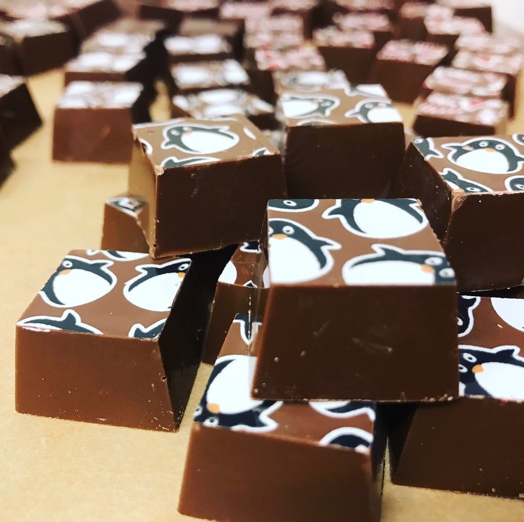 ChocolateCw's tweet photo. Pick up a penguin ! #handmadechocolates #skipton #chocolateshop https://t.co/vdJzmPaniA