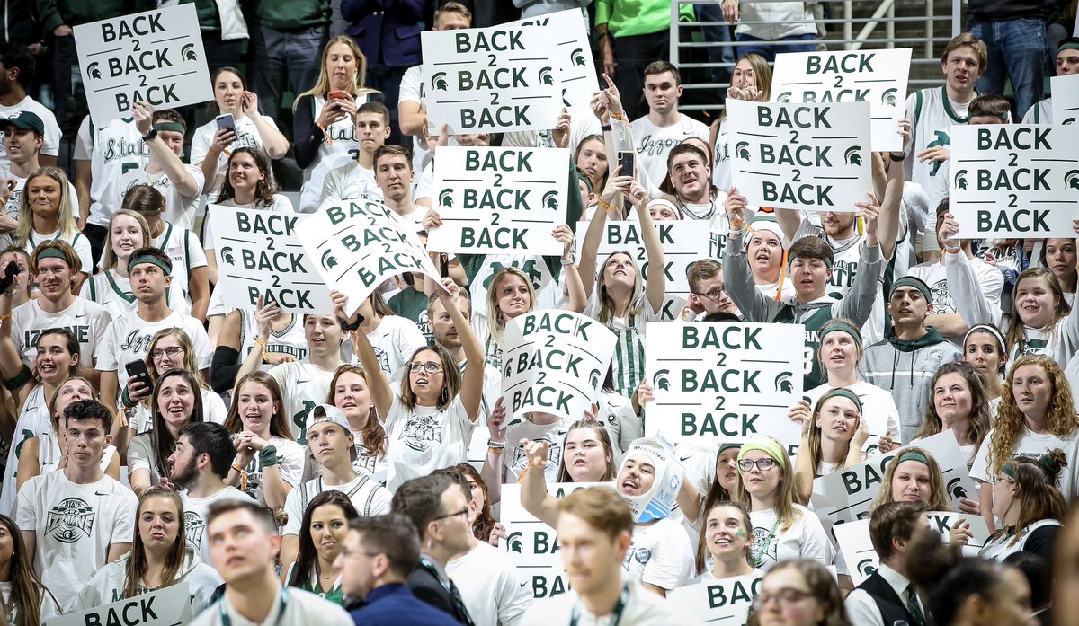 ThisistheIZZONE's tweet photo. Family.💚

See you soon, @MSU_Basketball! #GoGreen https://t.co/N6iqw2cO7e