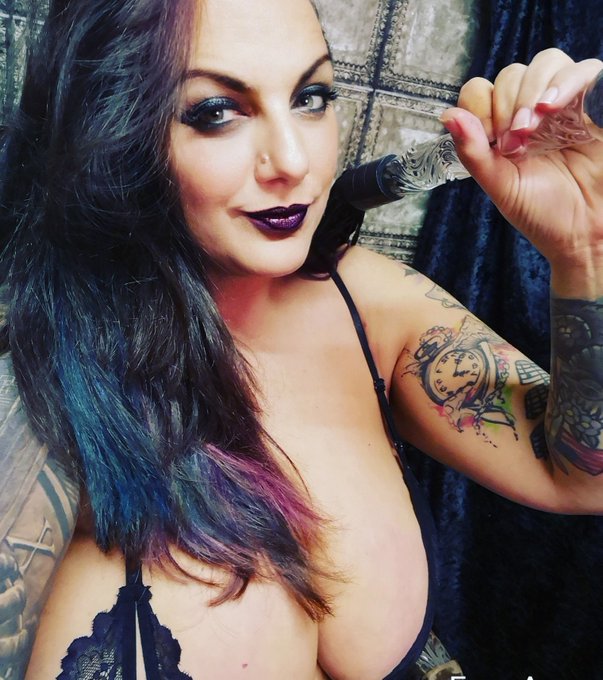 Want your very own private video message? Here's how to do it >>>> https://t.co/80pHiEzXw1 https://t<a href="/tag/adultwork"class="tags"><span>#adultwork</span></a>