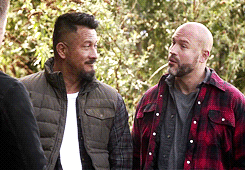jesse + cesar cuevasthis is one of the few well-done lgbt couples on the show. jesse and cesar are a married hunter couple who assist dean in a hunt in 11x19. they retire from hunting after the events of the episode