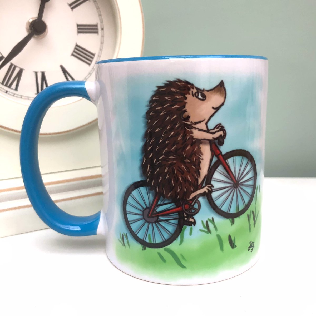 YewTreeTales's tweet photo. 🦔⚽️ SPORTY HEDGEHOG! She’s such an active li’l hog, our Hedgehog!

🏃🏻‍♀️🚴🏻‍♀️ Recently added ‘On Your Marks’ and ‘Tour de Woodland’ to the mini-range within my gift #Mugs designs- can’t believe there’s well over 40 designs now!

https://t.co/hDEaYKegsX

#hedgehog #running #cycling https://t.co/8tLcnRRn1E