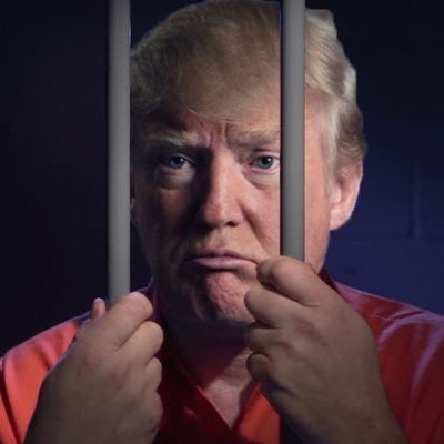 wayne775's tweet photo. @jessicajbalzer @realDonaldTrump @GenFlynn Who’s gonna pardon you? Mr President 😳 https://t.co/Kk2WRm3Ltk