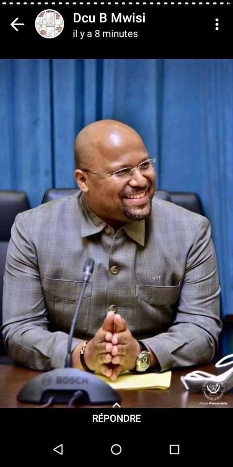 CBudiantu's tweet photo. La DCU, grande machine politique du CACH a été reçue avant dernière par le chef de l'État @fatshi13, avant de clôturer ses consultations. Nos félicitations s'adressent spécialement au camarade @VidiyeTshimanga  et @herve_bononge ainsi que toute la délégation https://t.co/eUAdG0yZl6
