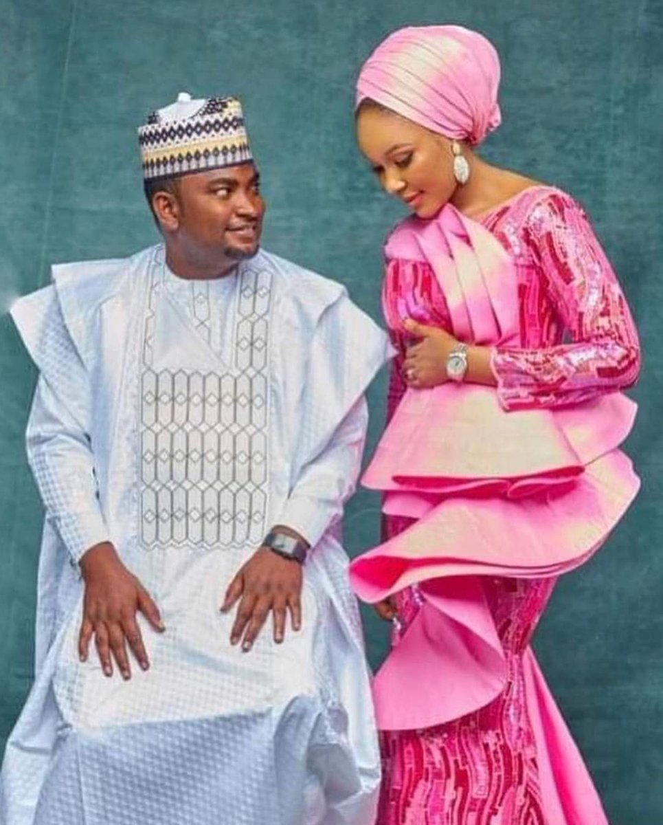 9ytcolour's tweet photo. Haba mahmud yauhe yauhe kashawo kan laila har zaka yaudareta itama. Kaidai kana son bada maza. To ai hikenan Allah ya sanya alkhairi yakuma bada zaman lafiya amin @NuhuAbdullahi_ @Maryam_wazeeery @NafisatOfficial @AminuSaira https://t.co/Q8arGw5hyu