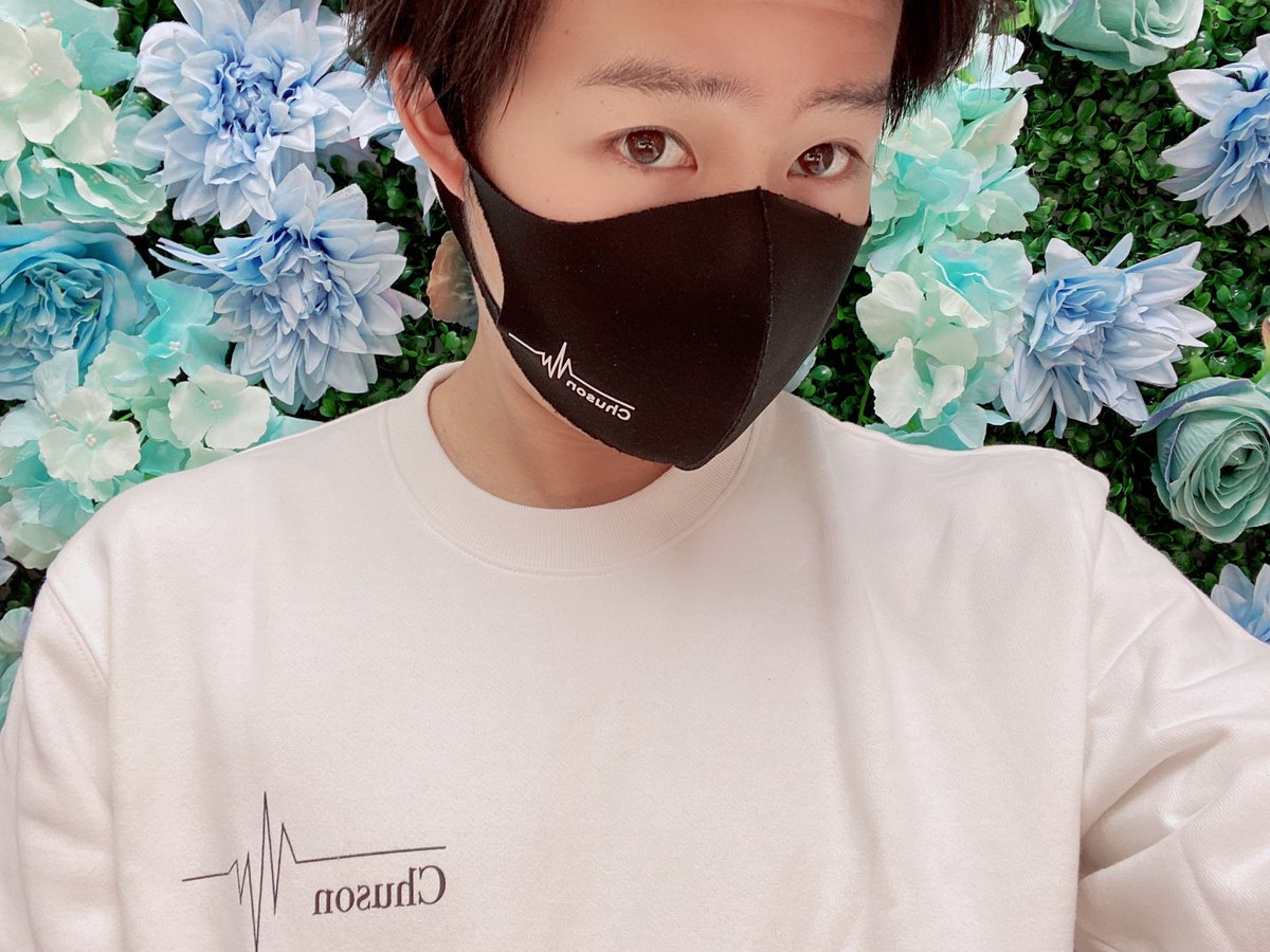 isyatter's tweet photo. 本日白チューソン❤︎
こちら好評未発売中w
アパレルプレゼント🎁企画したら皆んな参加してくれるかな🤔？
#ootd #fashion #apparel #doctor #ドクター　#ドクターチューソン　#医者　#医者アパレル https://t.co/xTosqgMESK