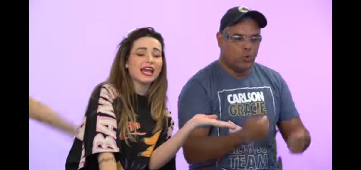 _Soanov's tweet photo. Acabei de ver um vídeo em que o @klebergalucio usa uma camiseta de JJ, subiu demais no meu conceito esse impostor zika! https://t.co/jTa5BpvGQt