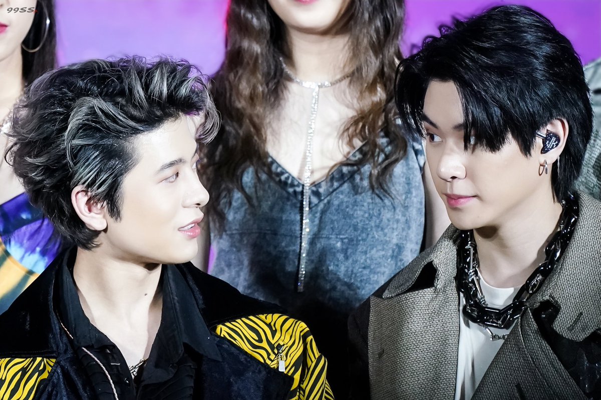 ki_bis_ji_bis's tweet photo. สวนโพค่ะะะะะ นะ...นี่....นี่มัน....แจ็คเช่! ลูกหมาป่าห่มหนังแกะในตำนานชัดๆ ตอนนี้โตจนพร้อมเป็นจ่าฝูงแร๊ววววว กรี๊สสสสสสส #JackChe https://t.co/mmRzkwhXIo