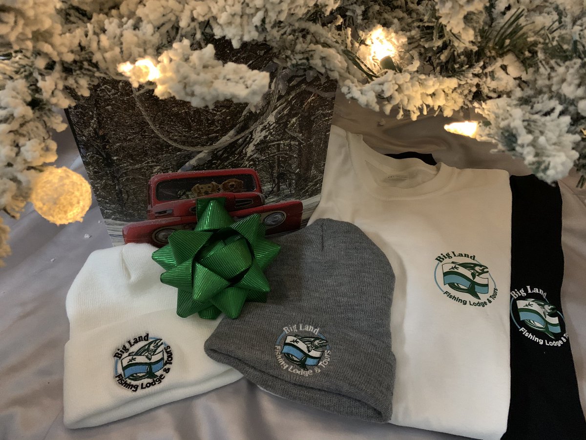 biglandlodge's tweet photo. Just in time for Xmas! Big Land Fishing Lodge Toques ($20), Baseball Hats ($20), T-Shirts ($15), and Hoodies ($55).  Great gift idea! Order through email: biglandfishinglodge@gmail.com
Merry Christmas!! https://t.co/rkNBHHtPbx