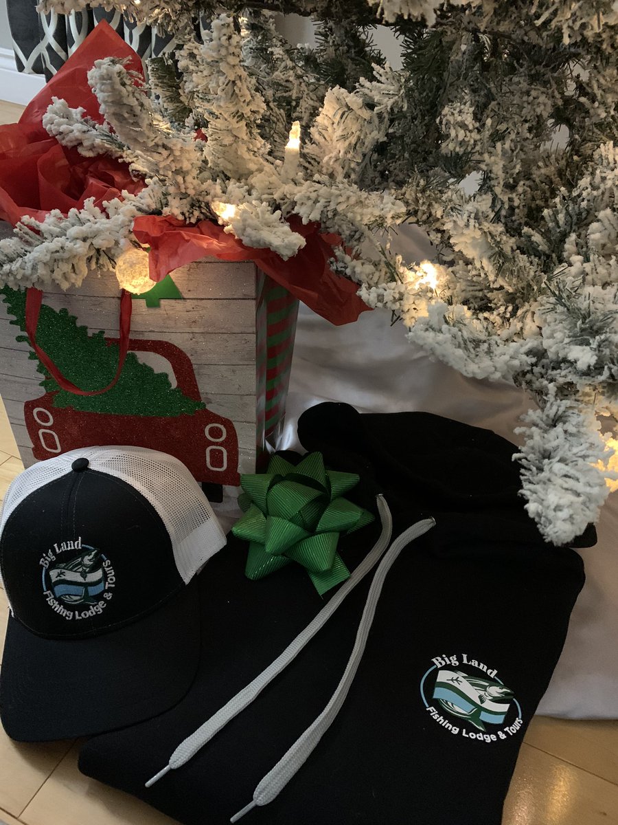 biglandlodge's tweet photo. Just in time for Xmas! Big Land Fishing Lodge Toques ($20), Baseball Hats ($20), T-Shirts ($15), and Hoodies ($55).  Great gift idea! Order through email: biglandfishinglodge@gmail.com
Merry Christmas!! https://t.co/rkNBHHtPbx