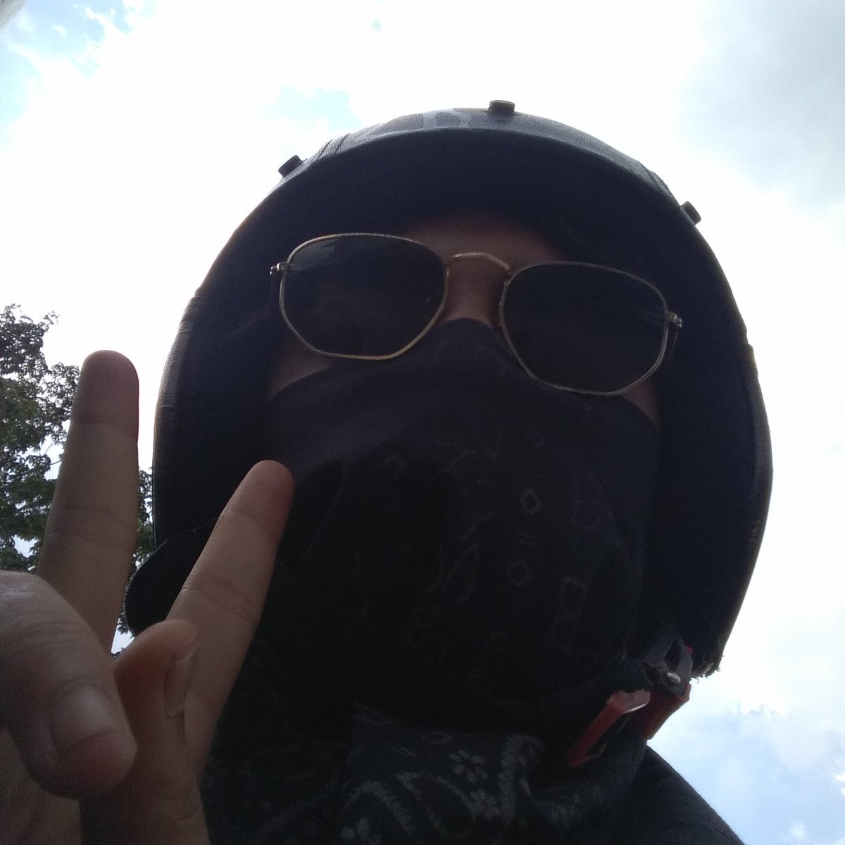 MuchammadSyahr2's tweet photo. #FotoProfilBaru https://t.co/aGNvixj6zF