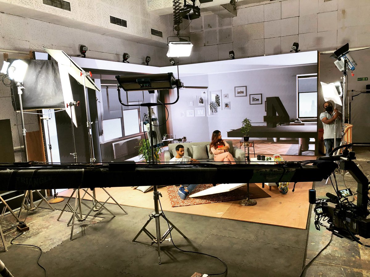 ipriyan07's tweet photo. Virtual Production ⚡️
A new technique of Filmmaking!
BTS of one of the main scenes from our shoot 🎥
Video coming out soon.... 🕰
#virtualproduction #ledwall #incameraeffects #cineom #finalpixel #arri #arriamira #stype #behindthescenes https://t.co/wlMHSuypQq