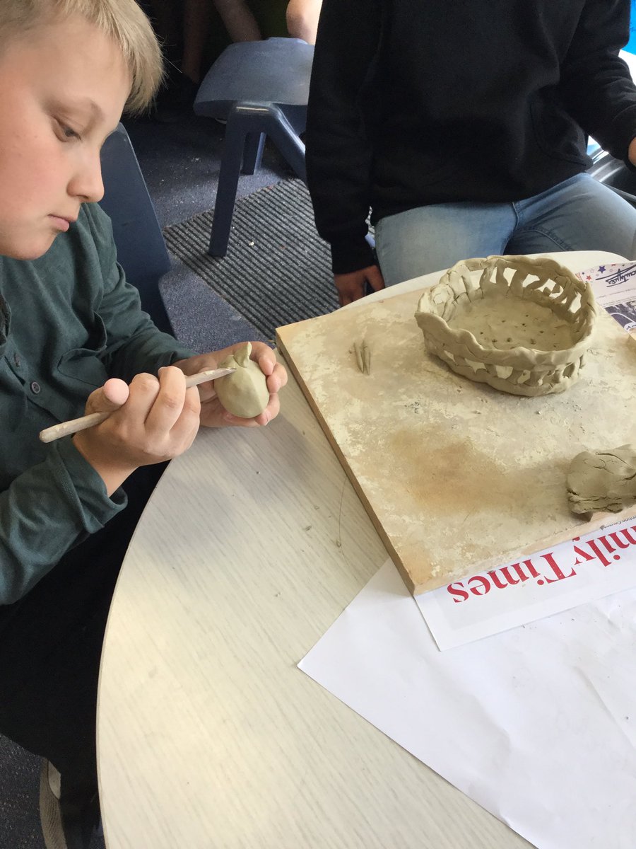 koru3bromley's tweet photo. Today we decided to make homes for our plant babies out of clay - AKA plant pots. Students researched methods like coil pots and pinch pots and designed sketch notes before getting their hands dirty. #bromleyschoolnz #TamaiCoL #clay #plantparents https://t.co/meiy5abVmi