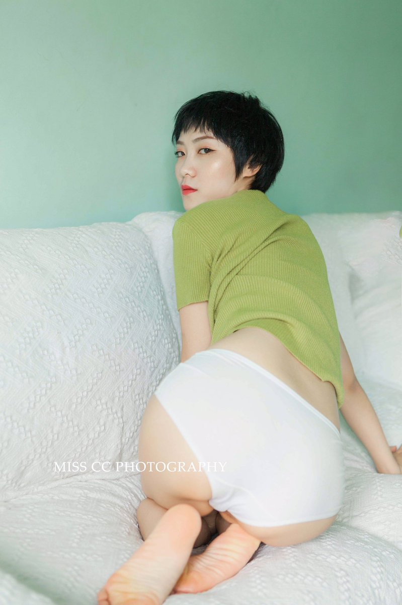 清晨闻到牛油果的香甜

摄影/@misscc520 

#私房 #私房约拍 #私房摄影 #成都约拍 https://t.co/MsDdsPXvwG