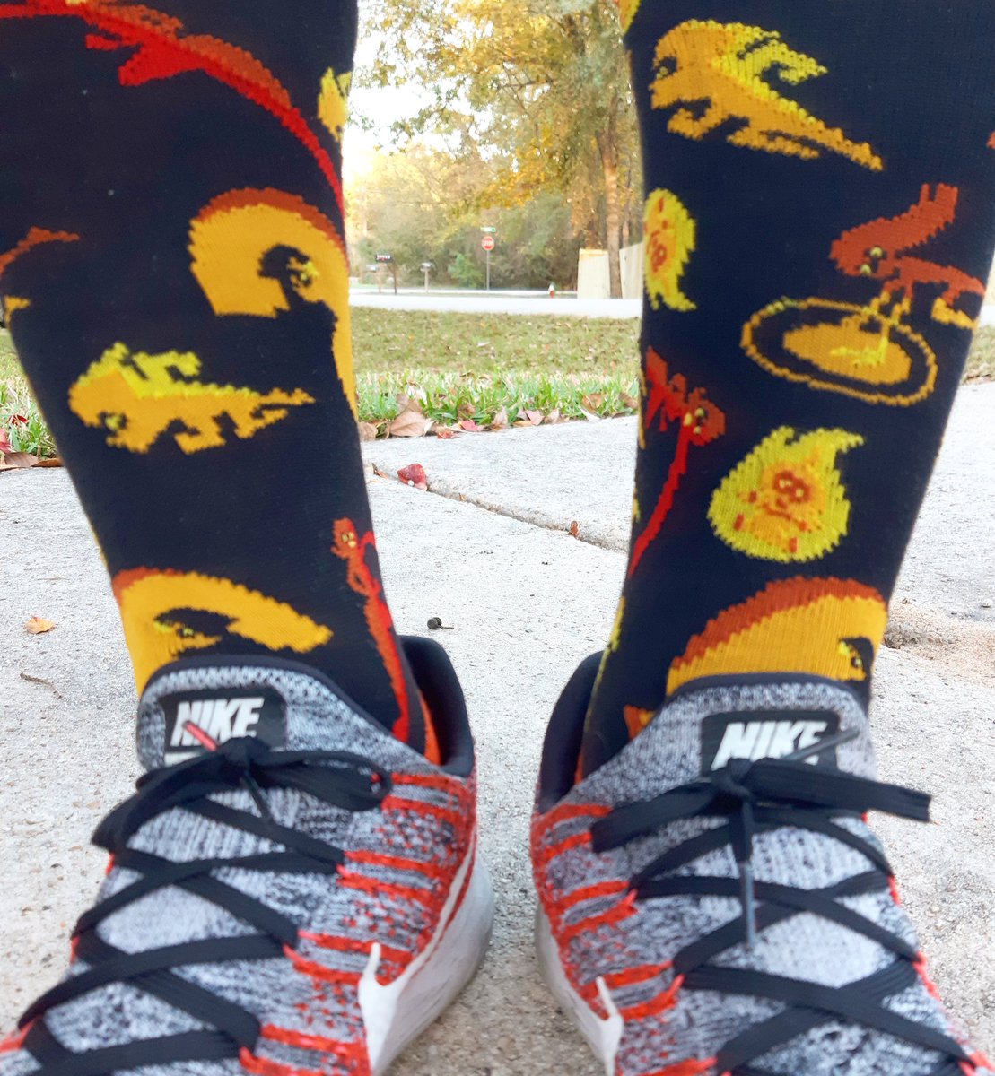 jonmartinezties's tweet photo. Incredibles Socks & Nike Flynit Lunarepic #incredibles #theincredibles #lootcrate #lootsocks #lootwear @lootwear @lootcrate #sharetheware @theincredibles #ootd #sotd #socks #socksmith #sock #nike @lootcrate #flyknit @nike @nikerunning #shoeaddict #shoesofinstagram #shoes https://t.co/lf9eerJ4vm