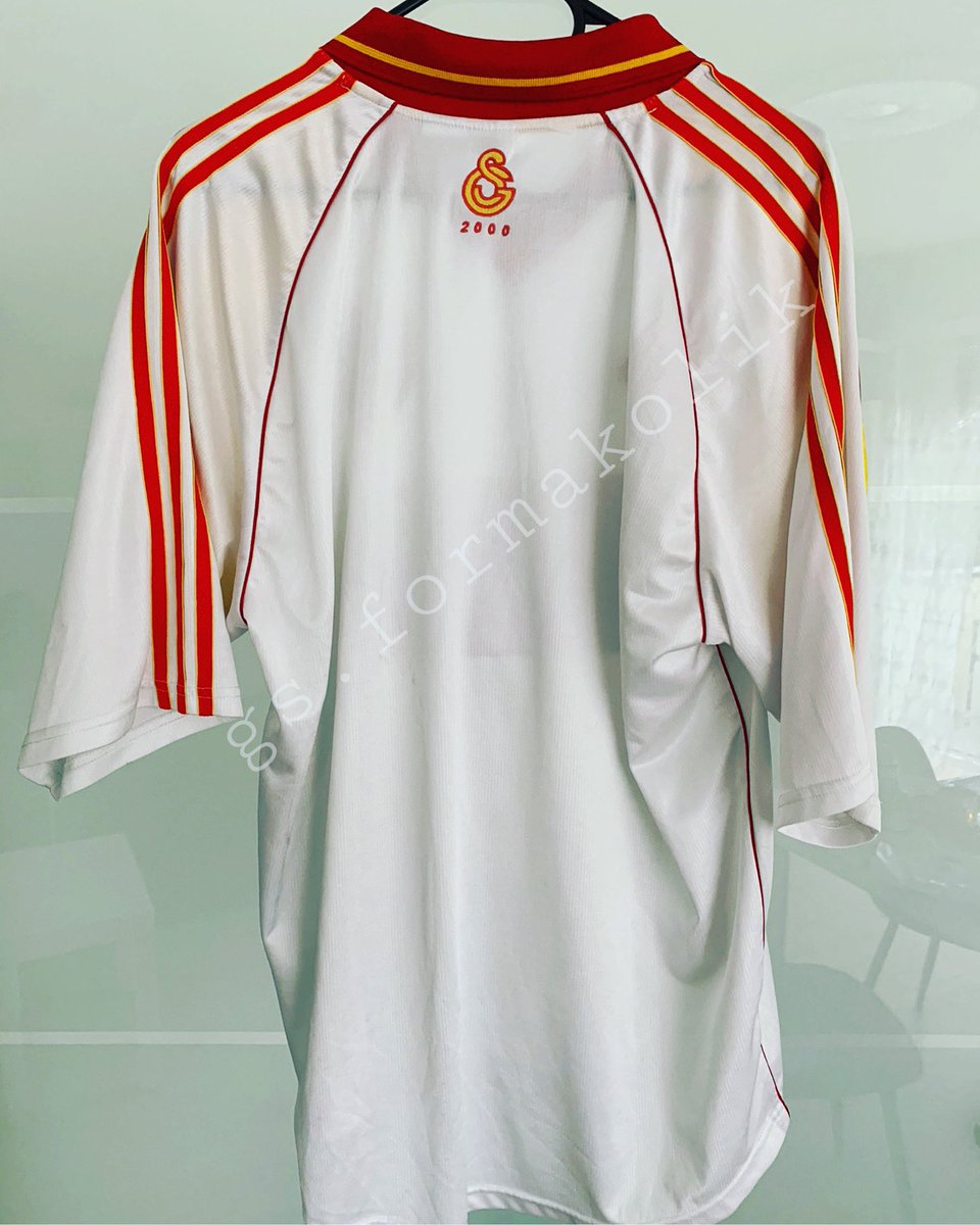 GsFormakolik's tweet photo. 1999/00 Uefa Kupa Forma #galatasaray #istanbul #jersey #trikot #forma #adidas #umbro #nike #lotto #futbol #parçalı #sarıkırmızı #cimbom #adidas #galatasara #retrojersey #uefa https://t.co/lIvZpzt1HT