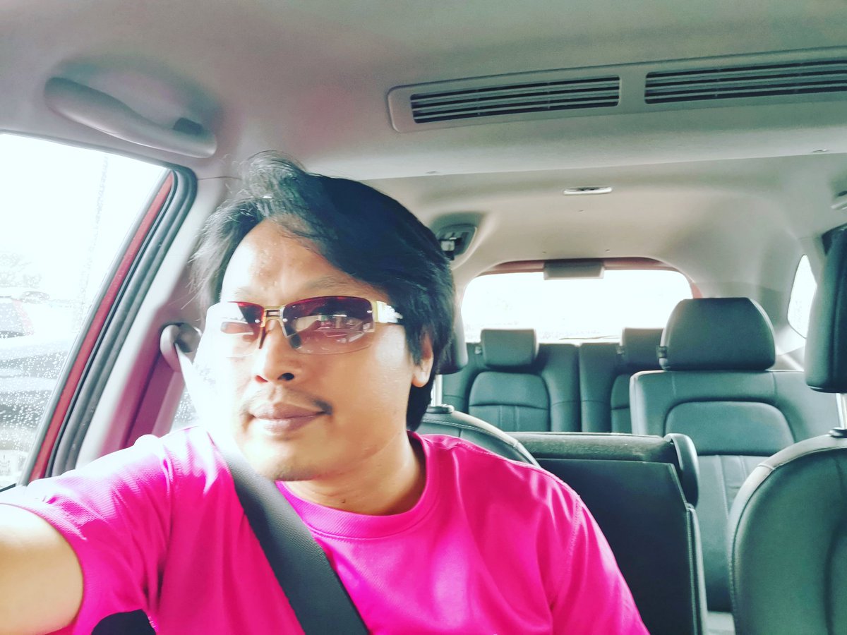 SlowRockFM's tweet photo. Saya tak jual topup, saya tak minat pun jual topup. Tapi bila orang topup dimana mana, bila bila masa, saya di rumah akan terima komisen.
Tapi apa kan daya, tak ramai orang nampak peluang dalam bisnes Tonewow ni..
https://t.co/bcbQkT8PT0
https://t.co/GOzAYpiQAK
#AzmelToneWow https://t.co/W78j3ceCkZ