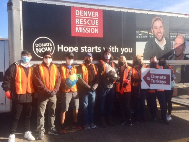 ServiamTelecom's tweet photo. The @denverrescue Mission is on its annual drive to source 15,000 turkeys for people in need! It's not too late to donate at https://t.co/cF9gvVy3GL 

We wish you all a very Happy Thanksgiving. 

#turkeydrive #getgobbled #giveback #homelessness https://t.co/IomtossBYl