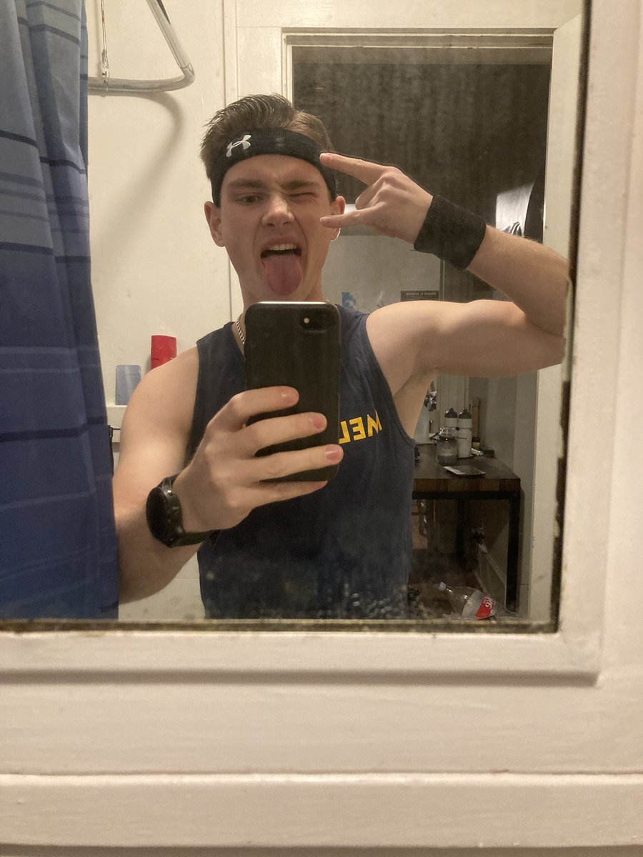 ryguyfletch's tweet photo. If you arenβt sending, youβre being sent #sendorbesent #respectthesend https://t.co/bbp1WncP8a