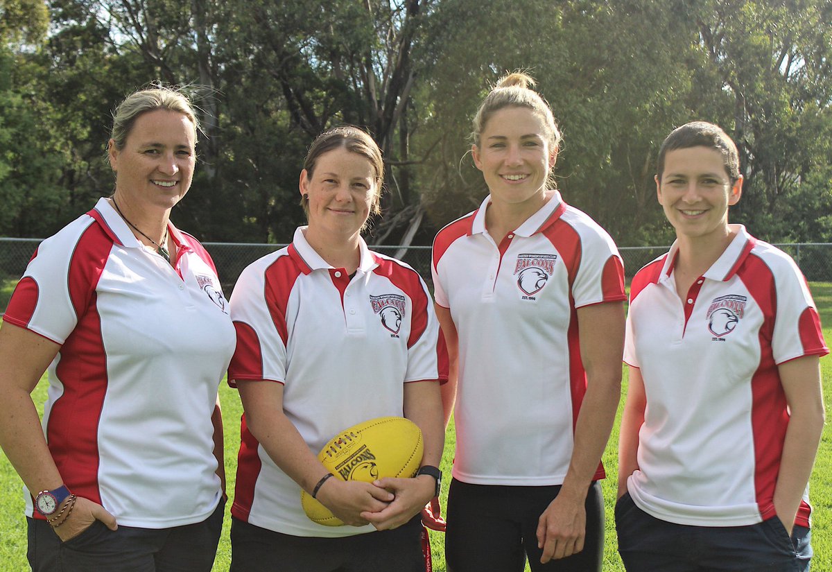 Hey <a href="/theheraldsun/">Herald Sun</a>, the 2018 <a href="/DarebinFalcons/">Darebin Falcons</a> VFLW coaching panel says hi. 👋🏽