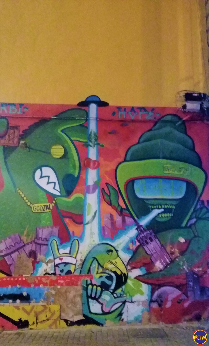 mafe_jorge's tweet photo. #SecondWave #2ªOla👉🌊🌊👑🦠
#AndWhatAm_I_doingHere‼️⁉️☝️👽🛸
#ResCatArt #ArtUrbà #BeforeCurfew
#MidnightInTheCanaryIslands
#RescueYouArt
#ValènciaPV. https://t.co/9KNfXHn0L5