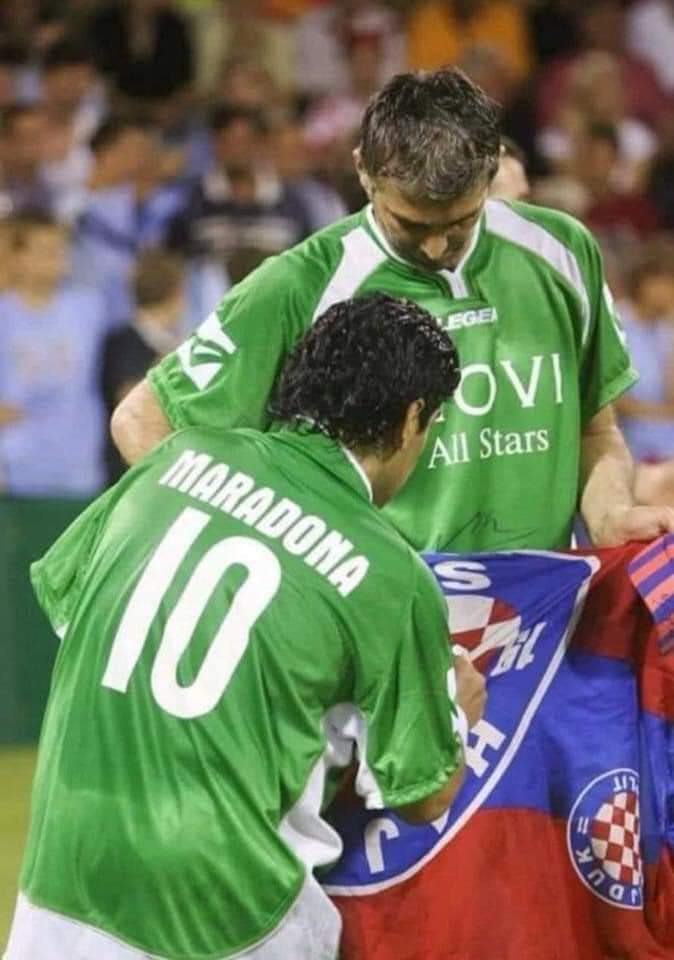 DidHajdukWin's tweet photo. Ne :(
#Maradona https://t.co/J3UqeRprGu
