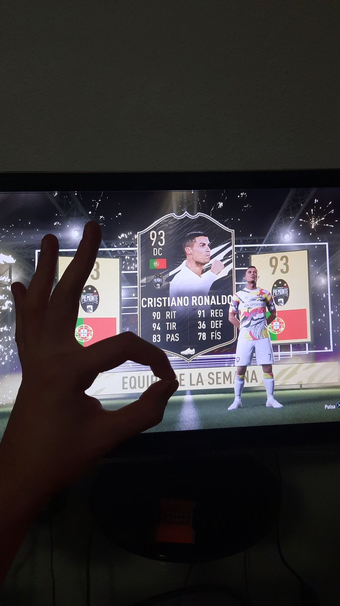 Carlos_Ruizzz's tweet photo. Ya me he pasado el Fifa21 @DjMaRiiO https://t.co/1ebm7QAMDA