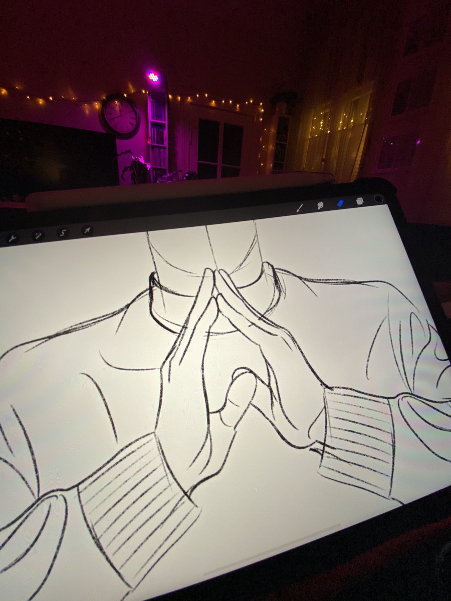 NitaElwyArt's tweet photo. New Work in Progress... And somehow the outfit is different than usual... 🎄🎄🎄 #johnlock #johnlockian #johnlockchristmas https://t.co/iXdL5EG81w