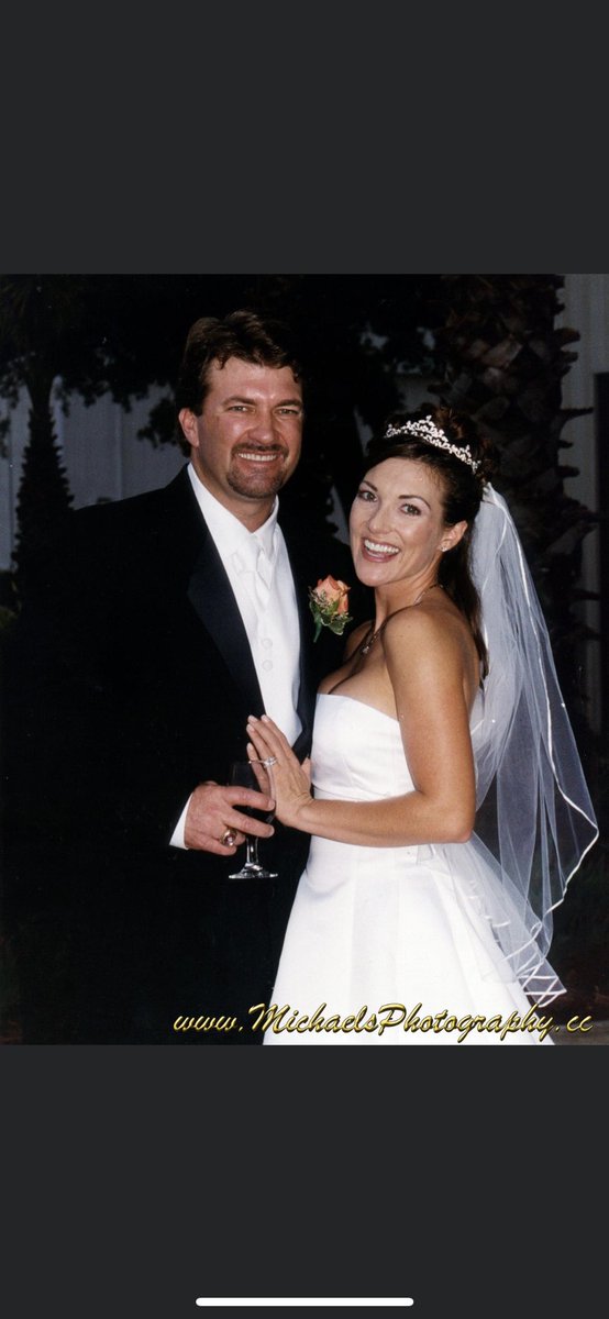 angieskinner5's tweet photo. 20 years ago.... and today. Happy Anniversary @MSTheGunslinger https://t.co/0diYgYSSpc