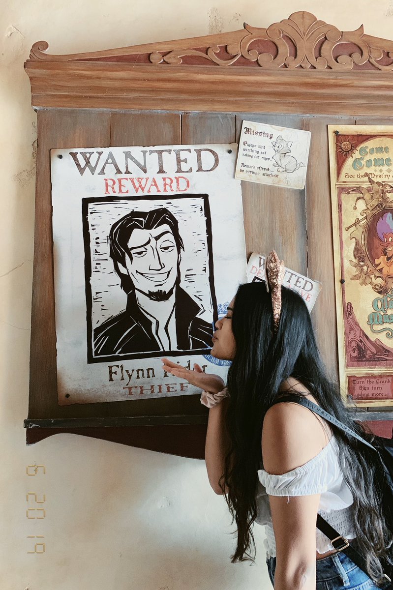 _brownsugarbb's tweet photo. #10YearsOfTangled the way this movie has lived in my head rent free for a decade straight... also i miss disneyland https://t.co/VyxVvoYgnL