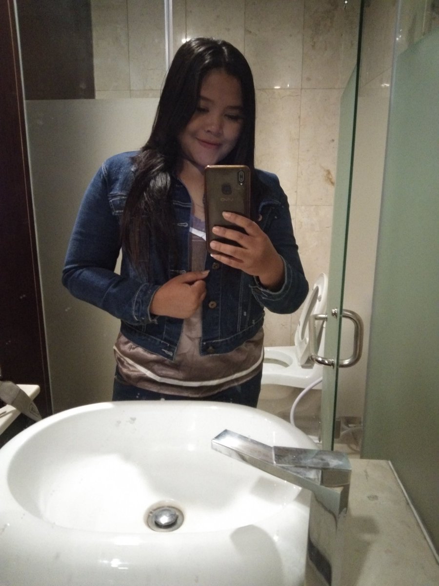 AyuningIrma's tweet photo. Tinggi Memel bukan langsing, inc excl jg bisa. St or LT. Minim hotel bintang 3. Cash bayar di muka. Olive 0895-3093-2479
#ceweksemarang
#bosemarang
#openbosemarang
#hotelsemarang
#wisatasemarang
#wpsemarang
#24jamsemarang
#jandasemarang
#panggilanhotel
#panggilanhotelsemarang
#bo https://t.co/7TFzrD2xmZ
