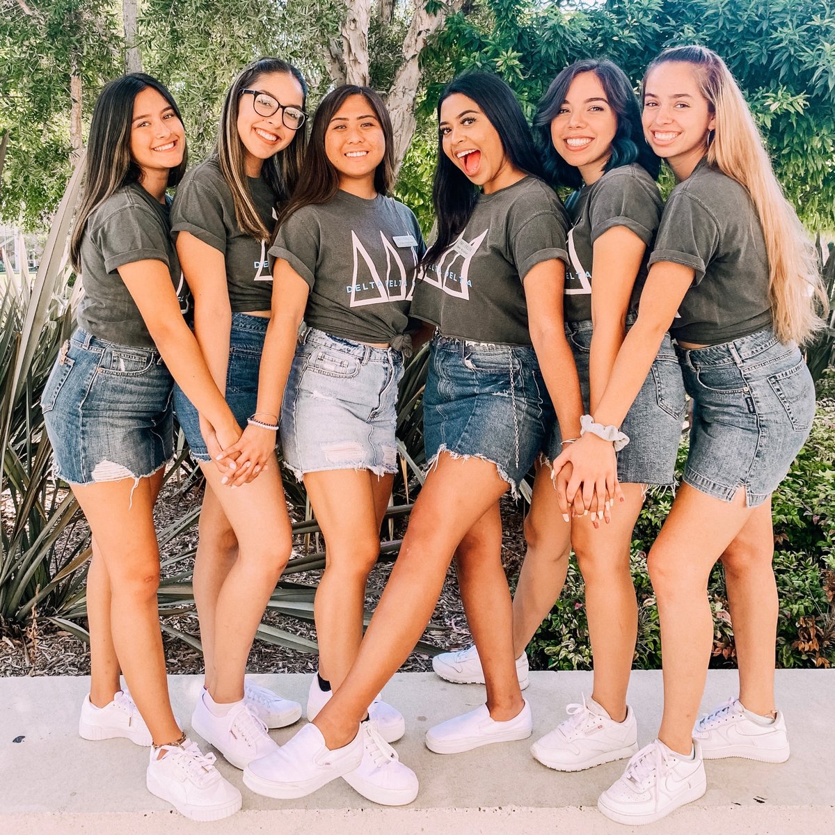 trideltacsulb's tweet photo. HAPPY FOUNDERS DAY 🔱💙 132 years ago, @tridelta was founded as an organization that would be kind alike to all. we are so thankful for the brave, bold, and kind women of our sisterhood and the lifelong friendships and opportunities phi kappa has given us! https://t.co/Xb5LOmFVN4
