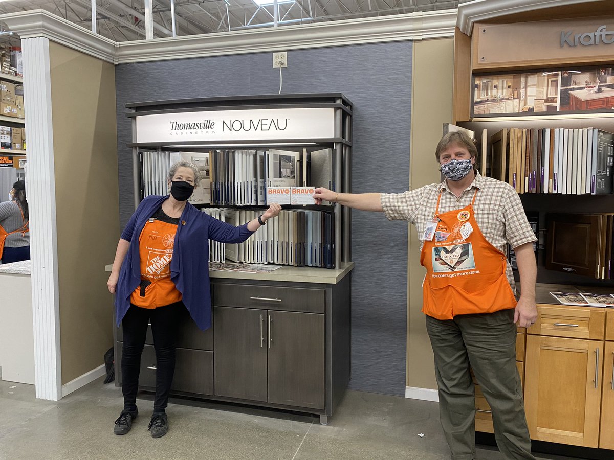 #SafetyisPersonal Tony, Chris, Diane, Tina, and Greg getting recognized for being safety Allstars! #Bitterlake