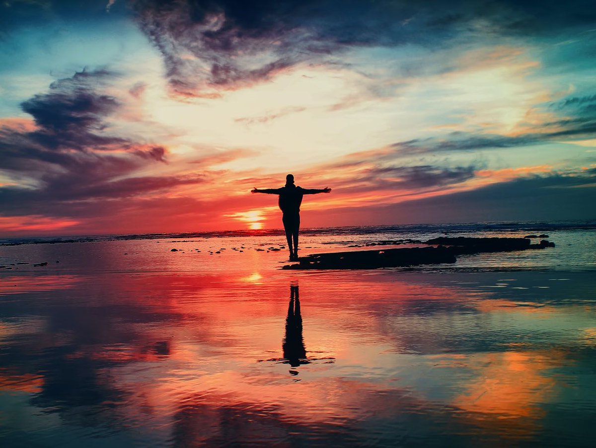 TrainingOrion's tweet photo. Life's too short to be constantly living in Fear of the Future! Checkout our latest blog through the link below for some Tips and Advice!

https://t.co/65AHVAaIAz
 
#positivity #positivethinking #brainpower #stress #dream #attitude #consistency #mind #fear #belief #blog https://t.co/I7GiH8vOhZ