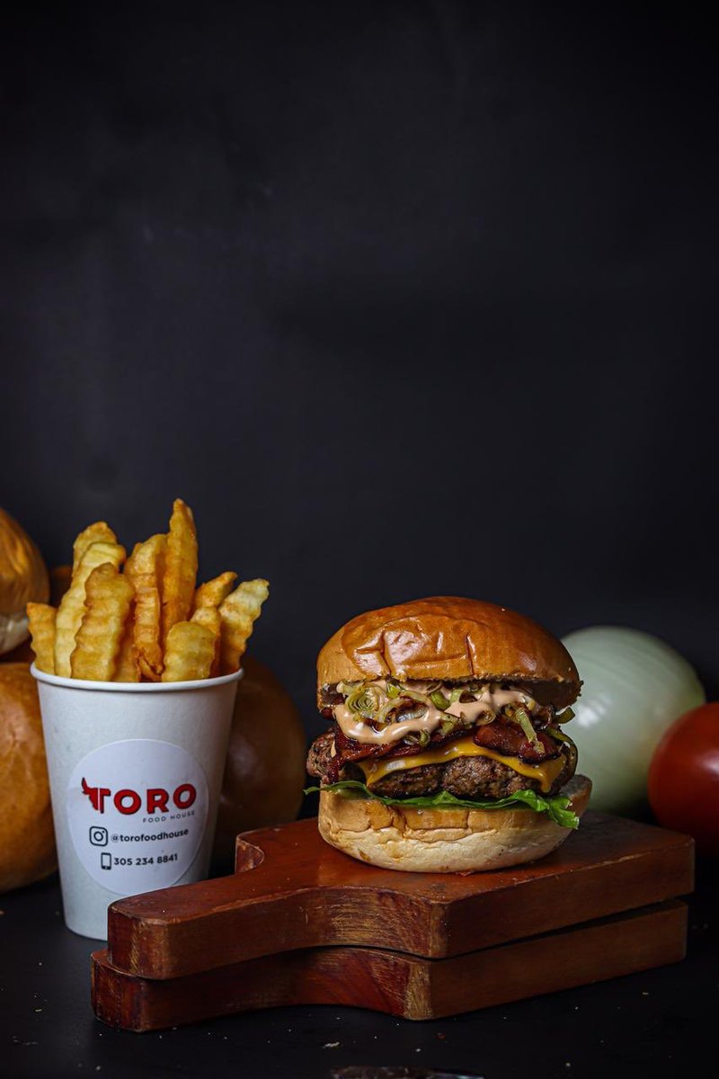 torofoodhouse's tweet photo. Este 30 de noviembre comienza el evento gastronómico más delicioso de la ciudad, donde podrás disfrutar las mejores hamburguesas por tan solo $11.000 pesos! 
Te invitamos a conocer nuestra burger participante! https://t.co/nu0H6eOkdq