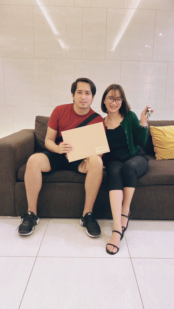 ERRKALIM's tweet photo. Thank you LORD!🙏🏻
Our first property together!✨

Excited na kami mamili ng gamit at lumipat huhu 🥲 Supposedly last year pa turnover pero since punchlists and all plus pandemic pa.. Waa! Sa wakas, next na ang 🤵🏻‍♂️👰🏻‍♀️💍 https://t.co/H3H76FYrot
