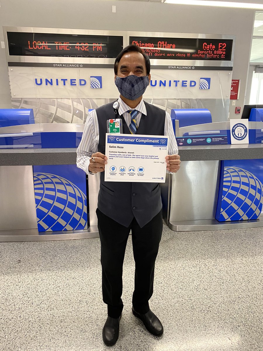 TexasSamuri's tweet photo. “Traveling with a lot of kid. The agent was very helpful and patient and even helped us take some bags down the jetway!” Great job Salim #IAHproud @weareunited #beingunited @KimKerrIAH https://t.co/Xh3THdPtIb
