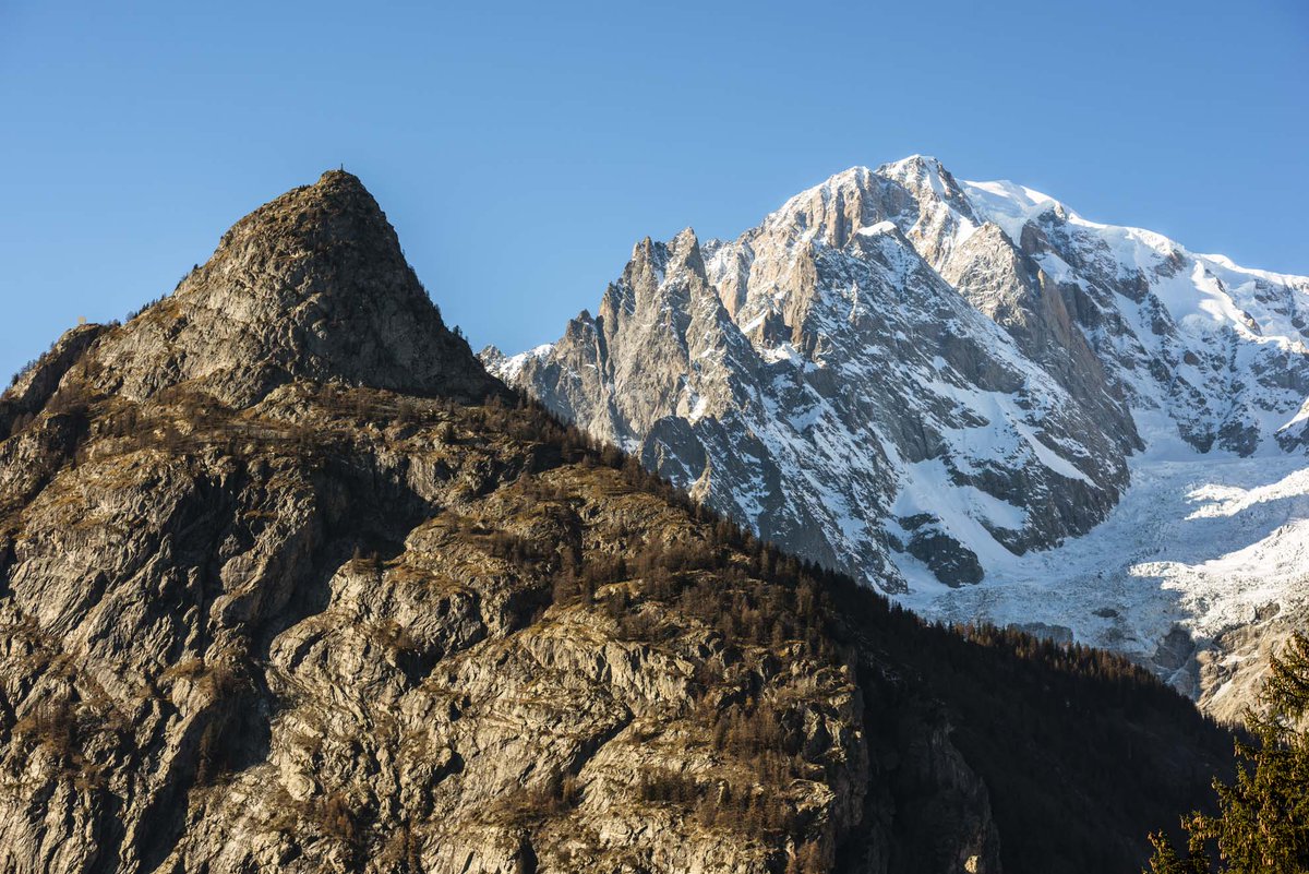 Choosing the Mont Blanc is a natural attitude.

#ItalyAtItsPeak⁣
#AttitudineNaturale⁣
#NaturalAttitude⁣
#MontBlancAtItsPeak
#Courmayeur⁣
#CourmayeurMontBlanc⁣
#WeAreBestOfTheAlps
#lovevda