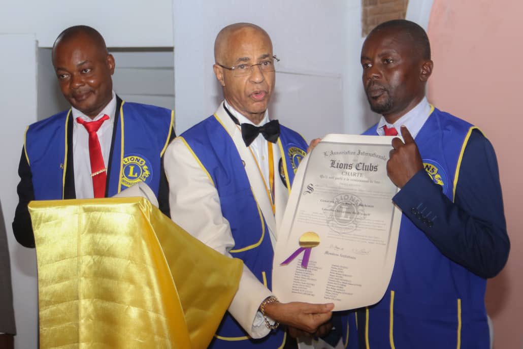ccjgardere's tweet photo. Les #LionsClubs de la Savane de l’espoir des #Gonaïves a organisé une cérémonie d’intronisation des deux nouveaux Clubs #PierreRichardDuchemin &amp; #NoelEmmanuelLimage ce samedi 21 Nov 2020 au salon de St Charles. @lionsclubs @MBVBLions @lionsclubsIrl https://t.co/VJXqc3gpnA