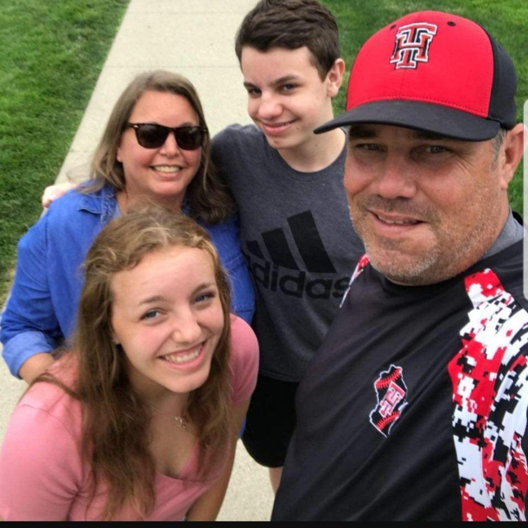 coach_jason85's tweet photo. Happy Thanksgiving tomorrow to all. I am thankful for my wonderful family! And the 12 amazing young ladies that I have had the opportunity to watch grow as people and players! @th_softball https://t.co/HBqnaseua3