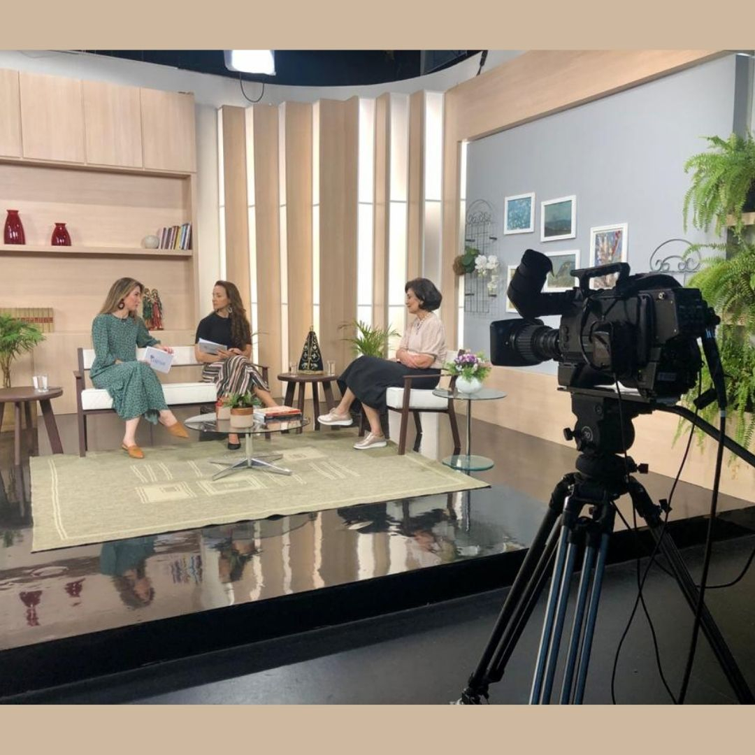 wilmatommaso's tweet photo. Compartilho alguns momentos da minha participação no Programa Na verdade, da Rede Século 21.
Uma entrevista rica em conteúdo, evangelização e esclarecimentos sobre Santa Maria Madalena!🙏❤
#capeladapuc #igrejacatolica #redeseculo21 #puc #labo #museudeartes #mas #artesacra https://t.co/vwSWcOoAHT