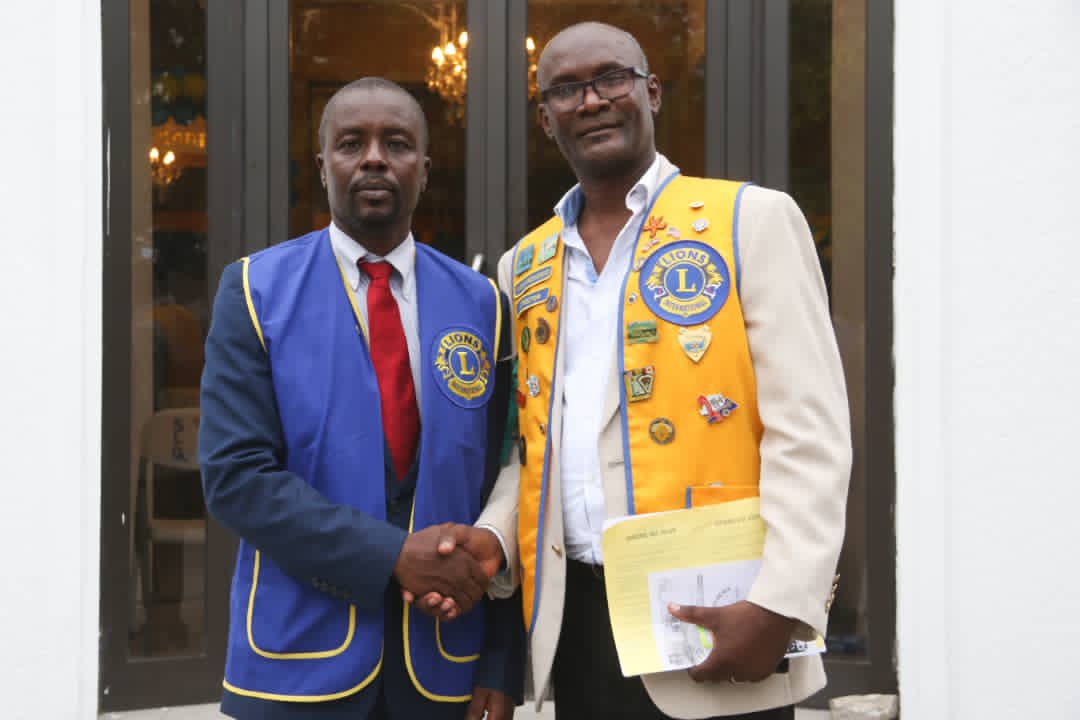 ccjgardere's tweet photo. Les #LionsClubs de la Savane de l’espoir des #Gonaïves a organisé une cérémonie d’intronisation des deux nouveaux Clubs #PierreRichardDuchemin &amp; #NoelEmmanuelLimage ce samedi 21 Nov 2020 au salon de St Charles. @lionsclubs @MBVBLions @lionsclubsIrl https://t.co/hhYYJ4sACj