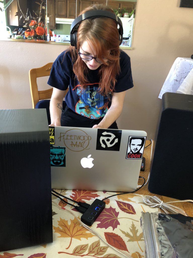 ZariyahFiyah's tweet photo. Collaborative productions with @Kayla47646557 !!! 😁✨ #edm #hardstyle #trance #house #music #plur #dancd #dancer https://t.co/Q6rKqU7IHj