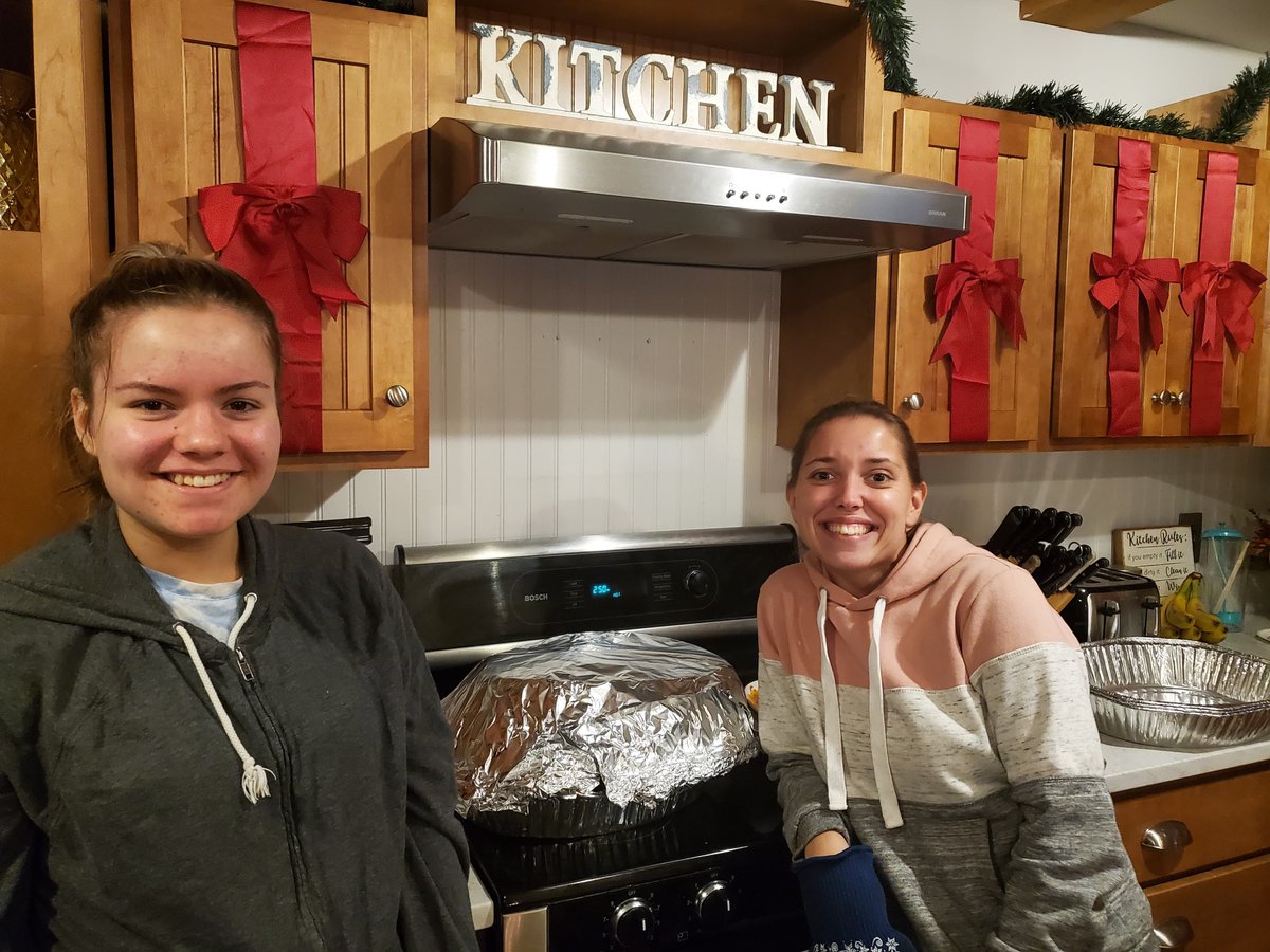 foto_go's tweet photo. Busy day cooking and also delivering Thanksgiving Baskets! Each year, our family donates to several families to ensure they have a little extra food for the holidays. 
Today we started early with some who needed help cooking the turkeys ahead of time. https://t.co/szQk7xhxBD
