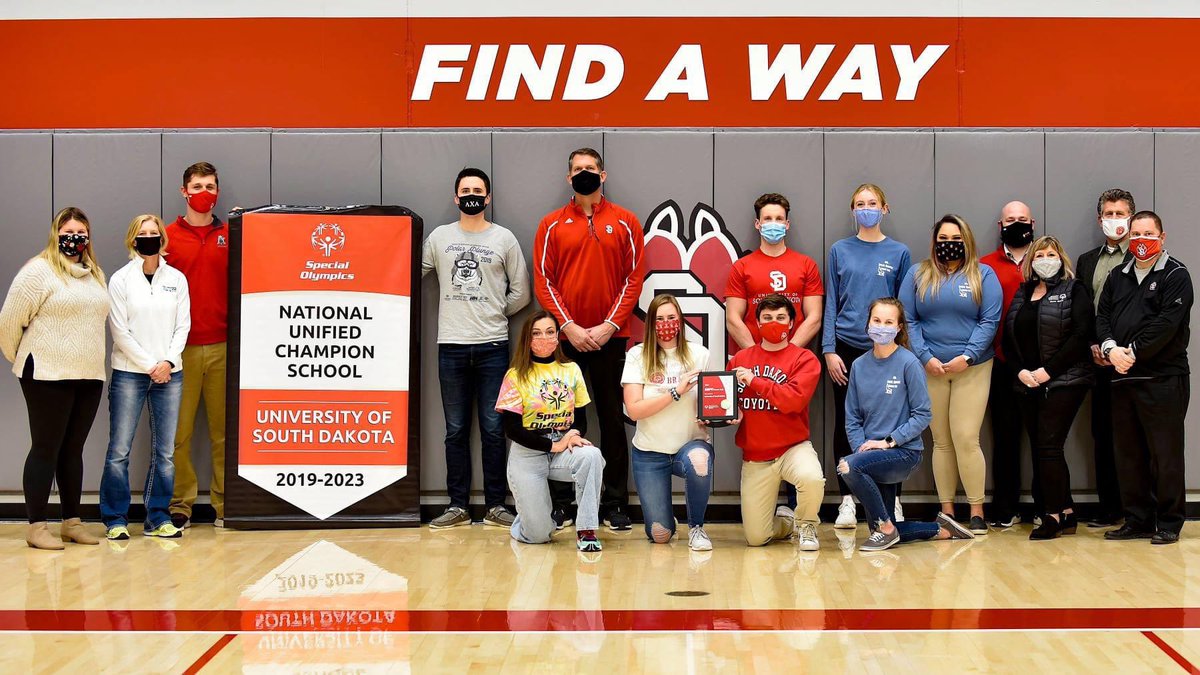 National unified champion school banner reveal. We are so honored to receive this award! Thank you to everyone who could make it 🥳