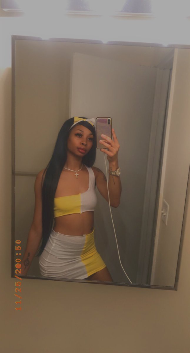 Knyla_Bee's tweet photo. Straight ✂️ action (no hemming, no elastic bands) 😈

Amos: Knyla_Bee 😛 https://t.co/cRZG4UOVSJ