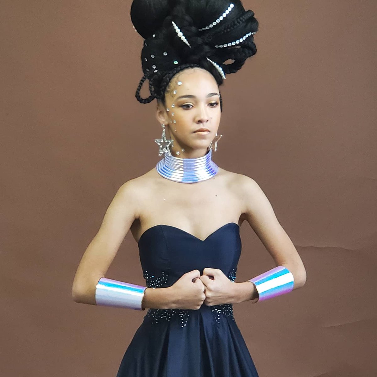 RoboChicks tweet media