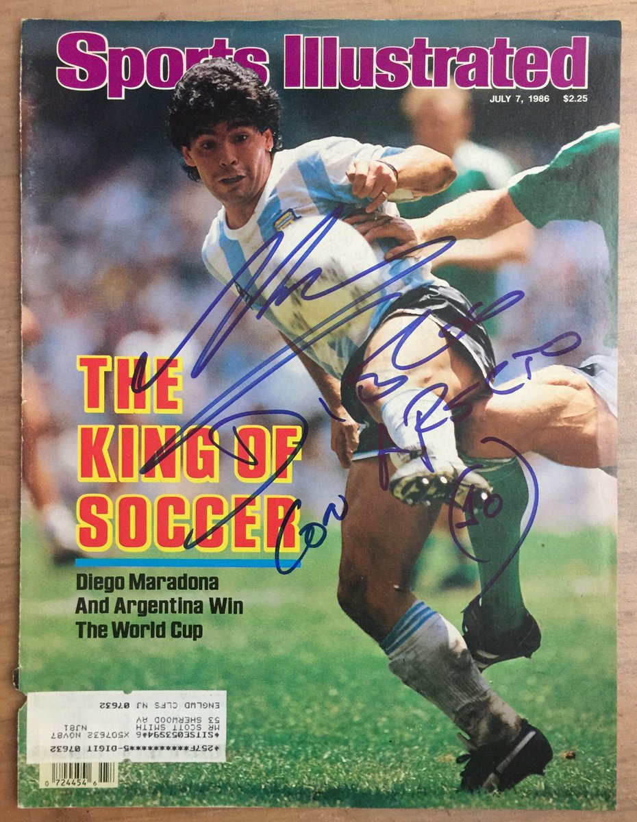 RIP Argentina soccer legend Diego Maradona. One of the craziest autograph gets of my 38 years of chasing signature on my SI covers.