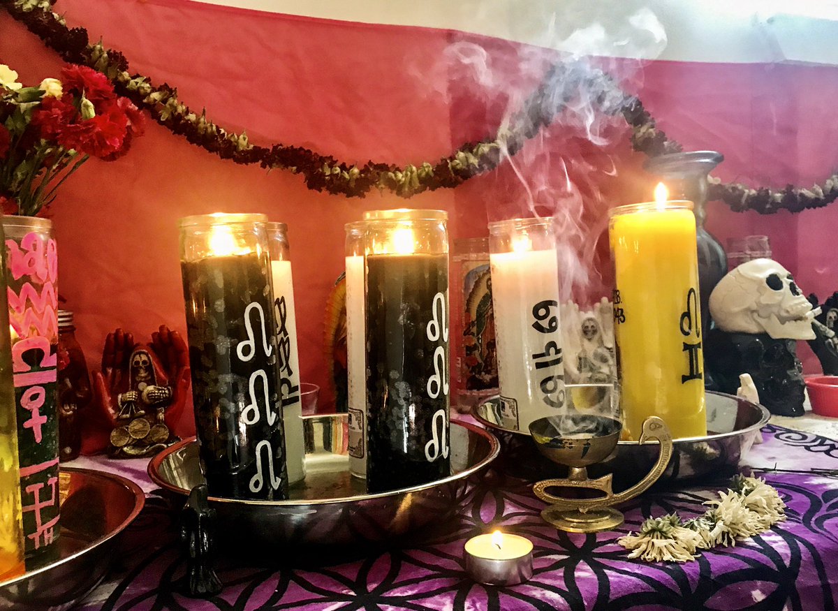 Poppa__Capp's tweet photo. #santamuerte #santisimamuerte #saintdeath #motherdeath #deathworship #deathcult #brujo #bruja #brujeria #brujos #brujas #mictlantecuhtli #mictecacihuatl #mictlan #brujalife #brujasoftwitter #lasantisima #ninablanca #lasantamuerte #ourladyofdeath #niñasagrada #santamuertedevotee https://t.co/BPZVKCg3TD