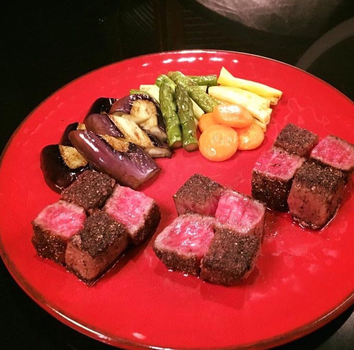 katogyu's tweet photo. 西麻布焼肉屋ステーキあつしです！
こちらの店舗は、個室、半個室が充実してるお店です！是非ご利用ください。
焼肉と鉄板焼き選べるスタイル

#yakinikuatsushi #katogyu3383 #katogyu https://t.co/KxVkiT8ttO