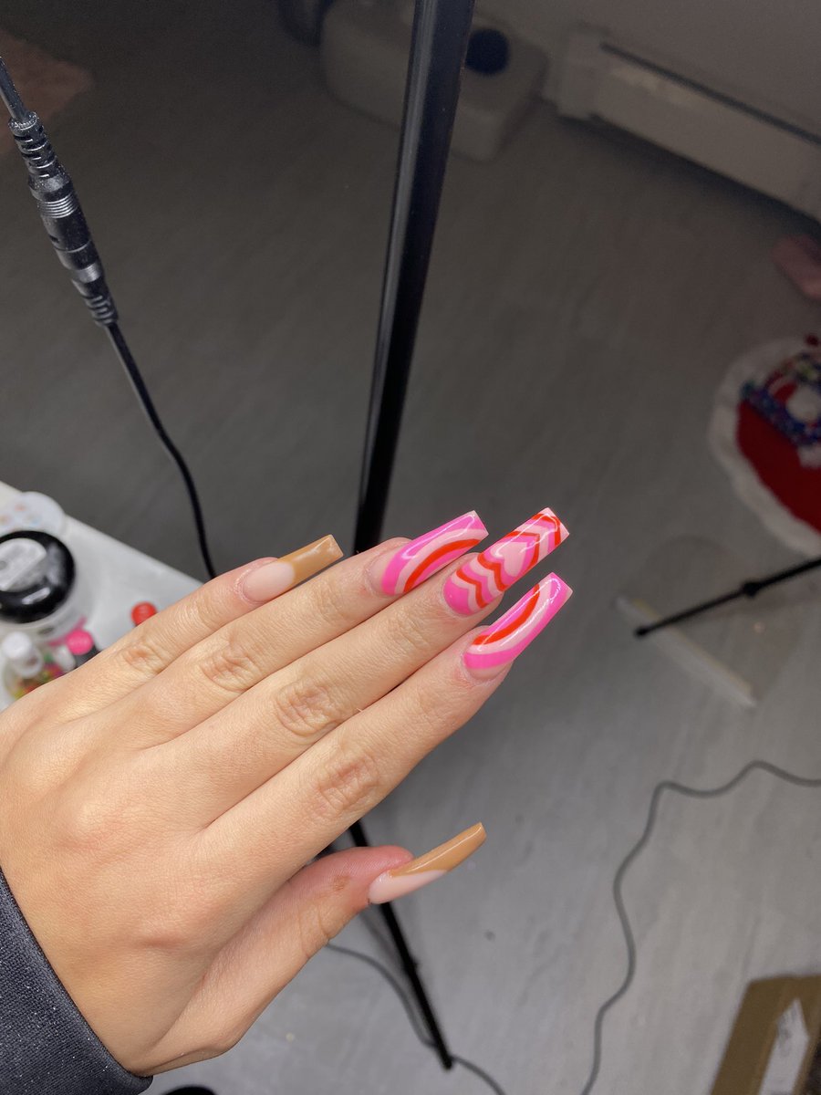 mariahnsilva's tweet photo. @suazop_ yk i had to recreate 💖 https://t.co/N1snXhnfK5
